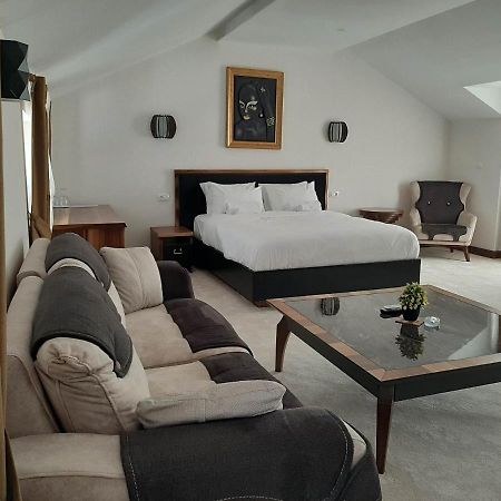 Waikiki Apartments Tivat Eksteriør billede