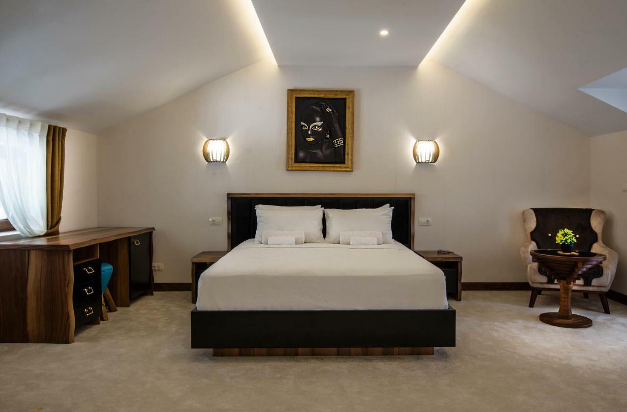 Waikiki Apartments Tivat Eksteriør billede