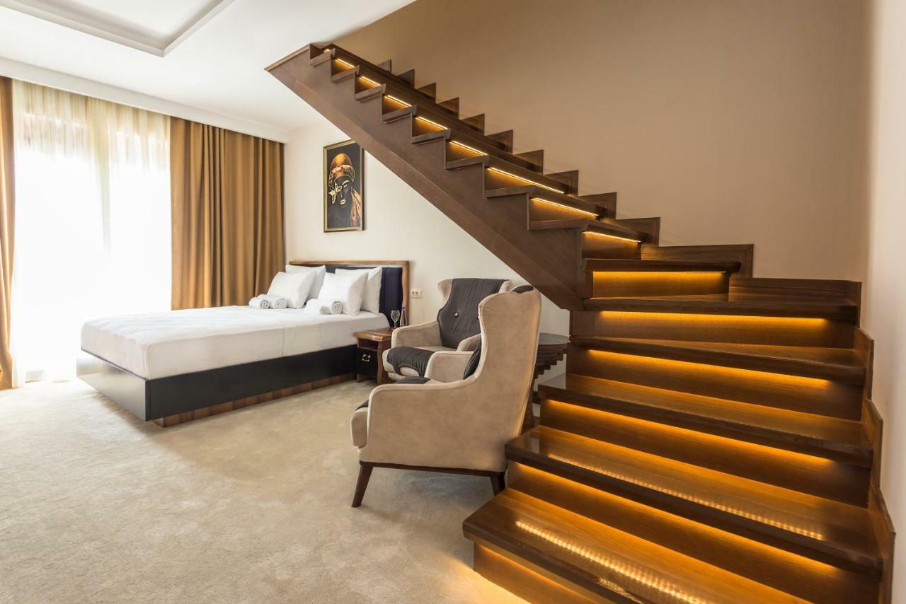 Waikiki Apartments Tivat Eksteriør billede