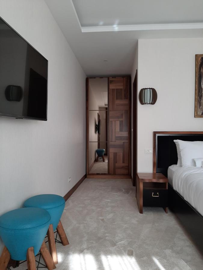 Waikiki Apartments Tivat Eksteriør billede