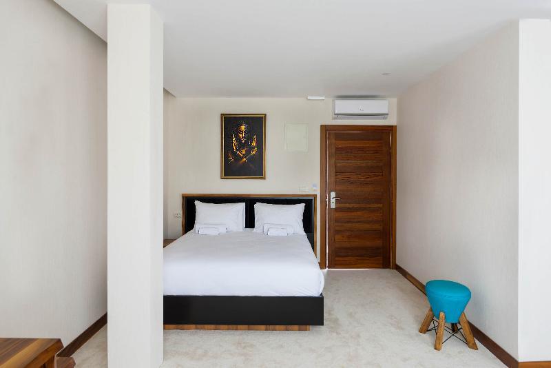 Waikiki Apartments Tivat Eksteriør billede